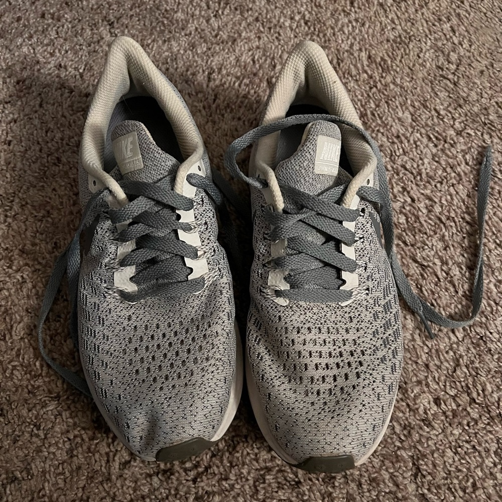 Nike Zoom Pegasus Running Shoes